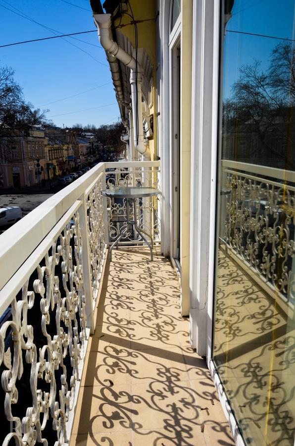 Hotel Maman Odessa Exteriör bild